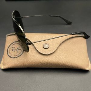 Ray Ban black aviator sunglasses